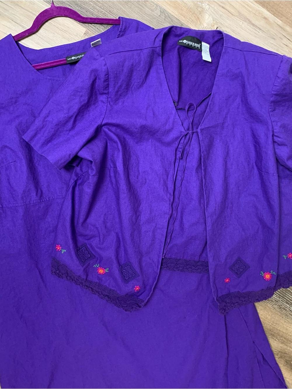 Vintage Sag Harbor Purple Floral Embroidered Linen Blend Two-Piece Dress Set